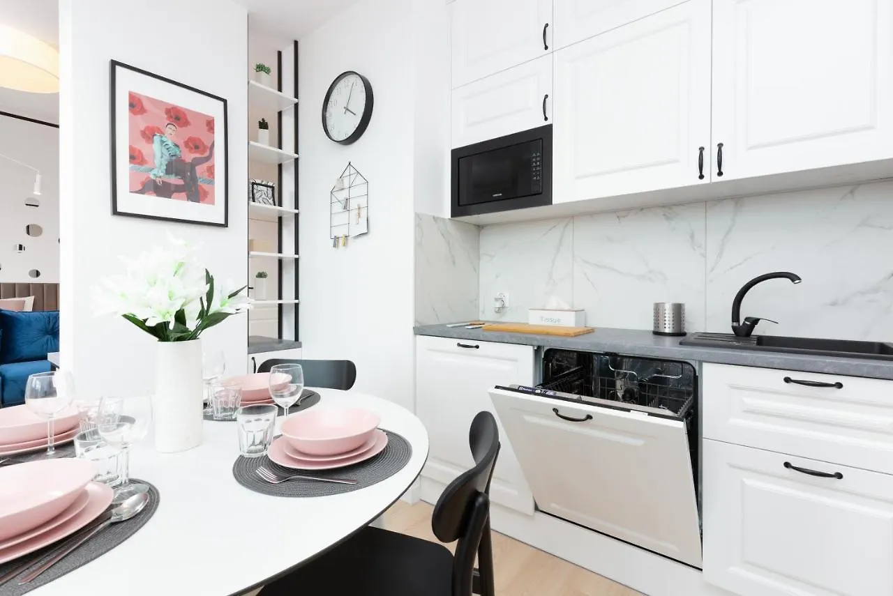 Apartment Apartamenty Rajska 8 - Gdansk Glowne Miasto By Noclegi Renters
