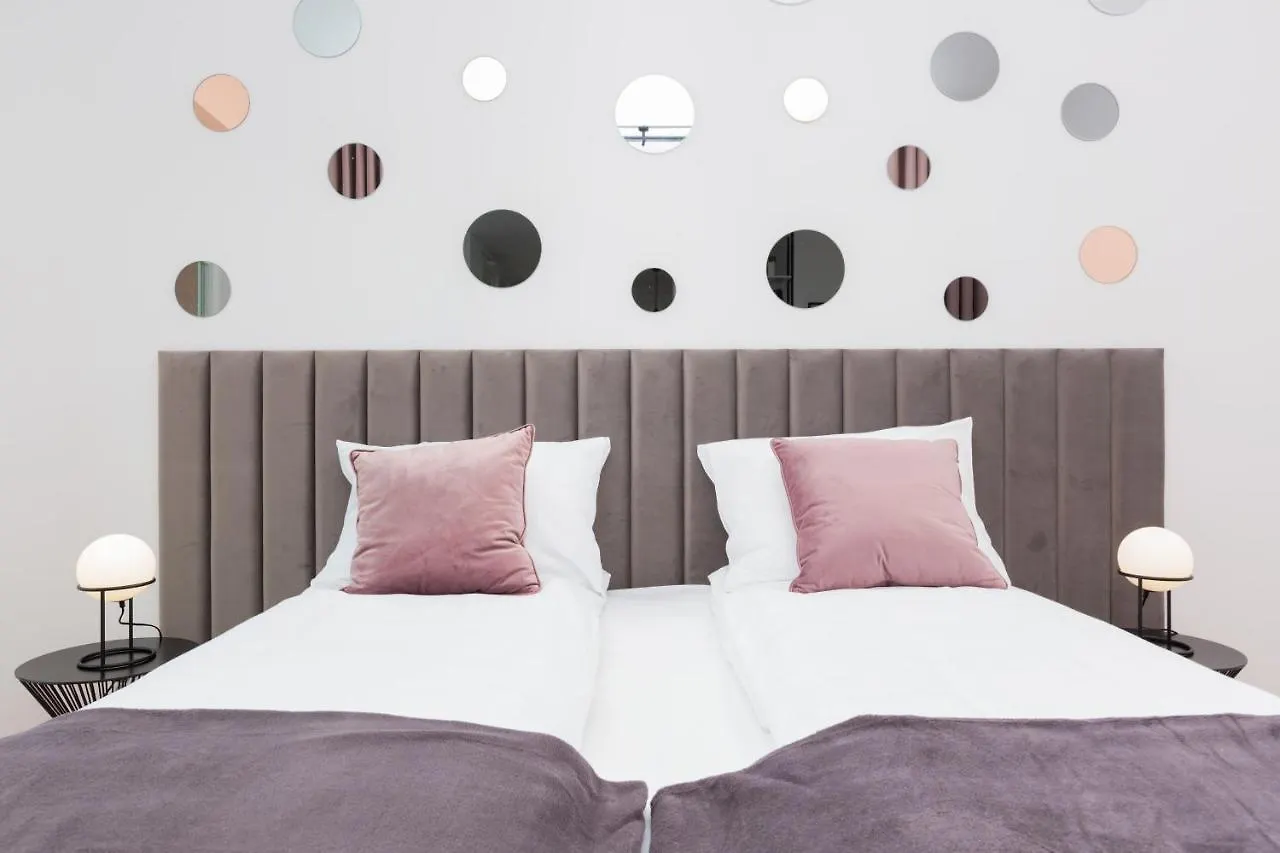 Apartamenty Rajska 8 - Gdansk Glowne Miasto By Noclegi Renters Poland